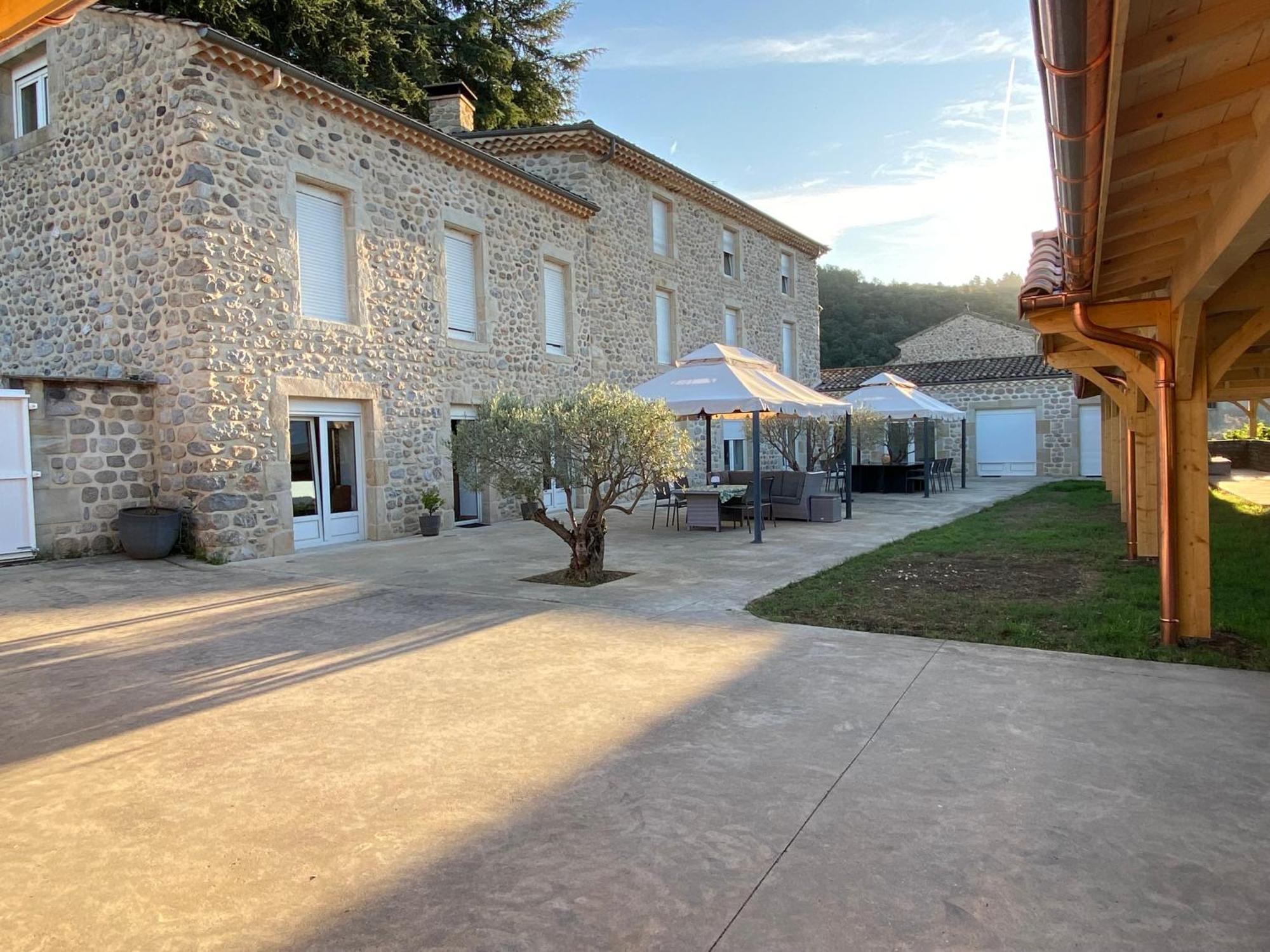 Domaine Les Buis Bed and Breakfast Saint-Fortunat-sur-Eyrieux Eksteriør billede
